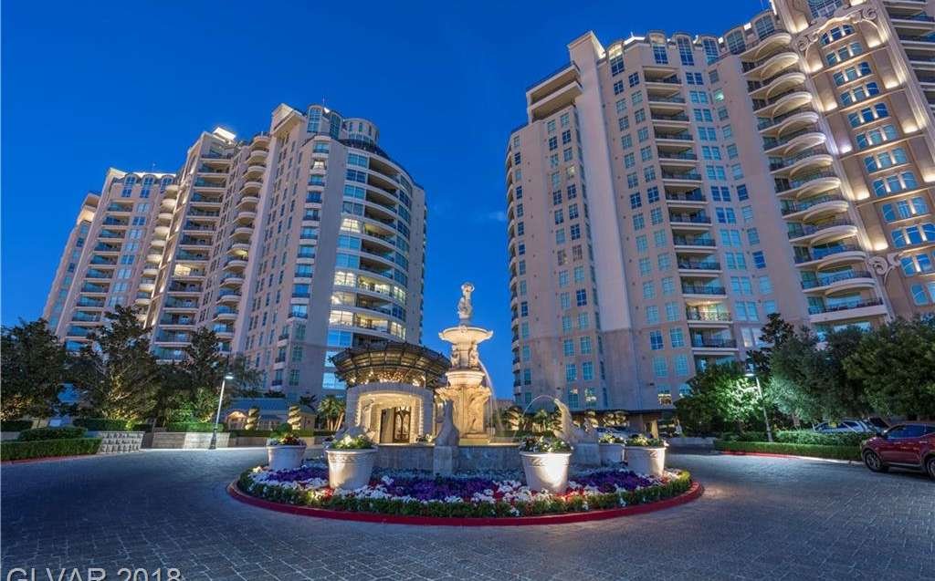 One Queensridge Place high-rise in Las Vegas