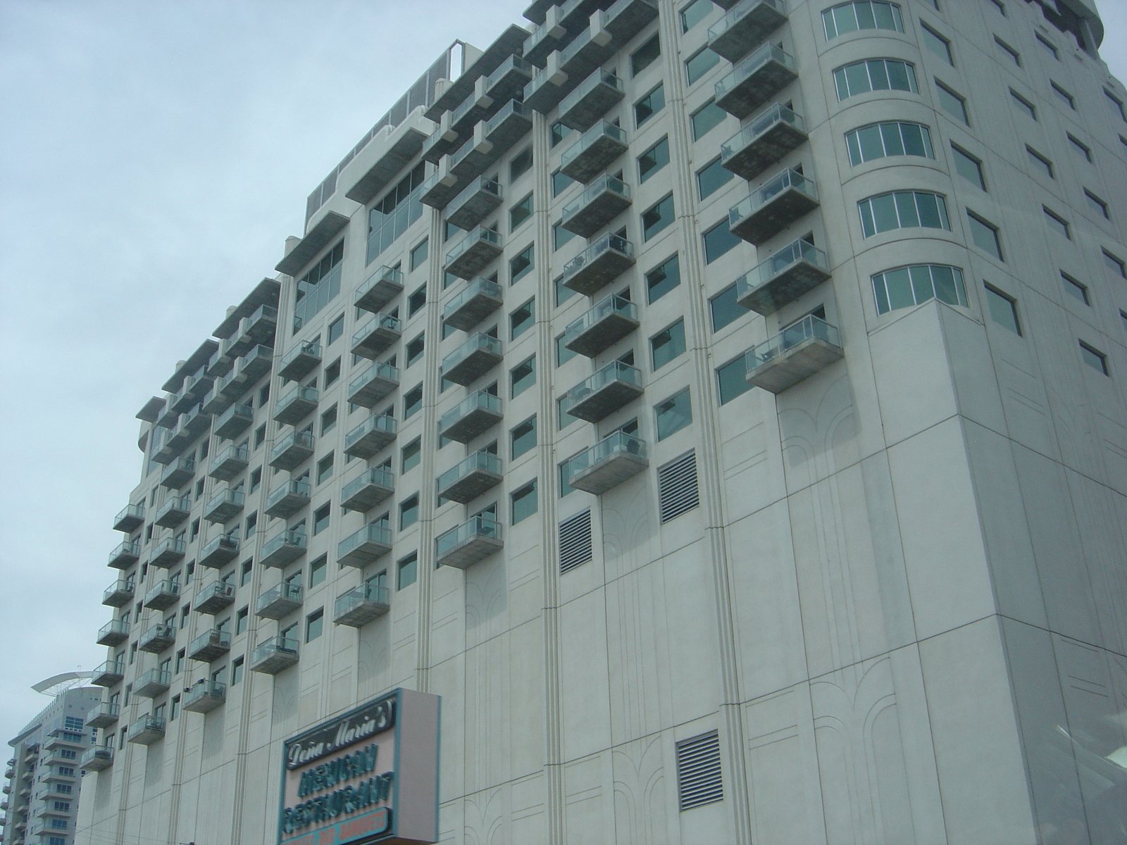 SoHo Lofts high-rise in Las Vegas